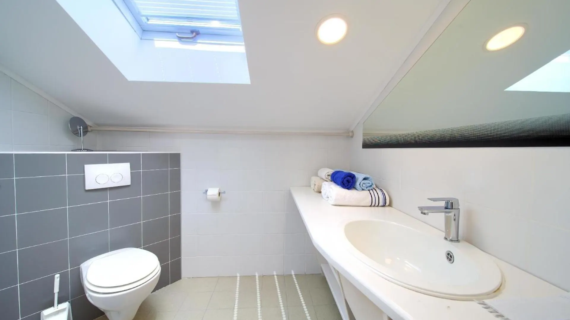 Apartment Ferienwohnung Fuer 5 Personen Ca 67 Qm In Njivice, Kvarner Bucht Krk